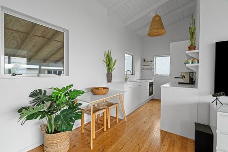 Photo of property in 401 Pukehina Parade, Pukehina, Te Puke, 3189