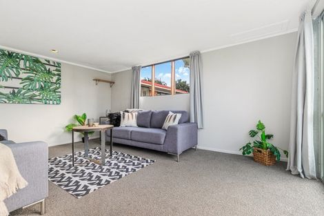 Photo of property in 1/15 Scott Road, Papakura, 2110