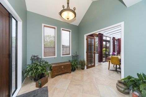 Photo of property in 16 Akaroa Avenue, Awapuni, Palmerston North, 4412