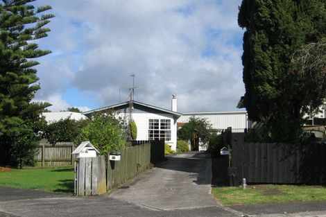 Photo of property in 20a Justin Place, Te Atatu Peninsula, Auckland, 0610