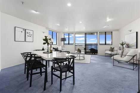 Photo of property in 5a/173 Hurstmere Road, Takapuna, Auckland, 0622