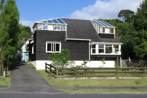 Photo of property in 64 Stapleford Crescent, Browns Bay, Auckland, 0630