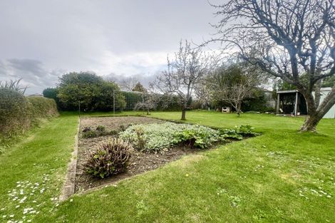 Photo of property in 50 Mcphee Street, Dannevirke, 4930