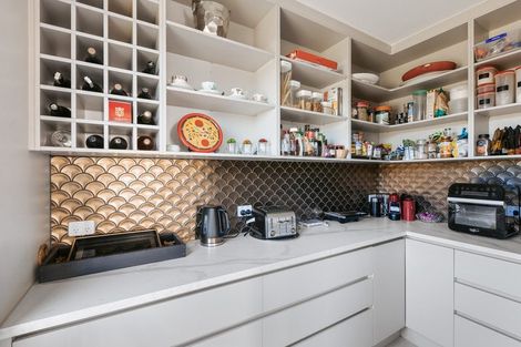 Photo of property in 18 Serenity Drive, Omokoroa, 3114