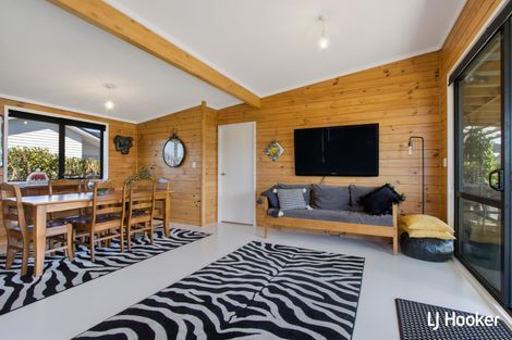 Photo of property in 27 Ocean Breeze Drive, Waihi Beach, 3611