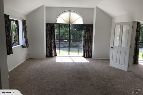 Photo of property in 12 Scandia Court, Hokowhitu, Palmerston North, 4410