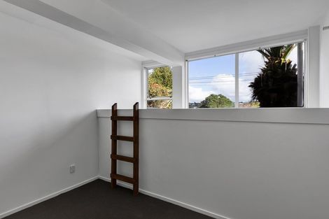 Photo of property in 40 Essex Street, Vogeltown, New Plymouth, 4310