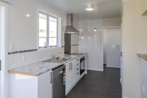 Photo of property in 37 Adkin Avenue, Levin, 5510