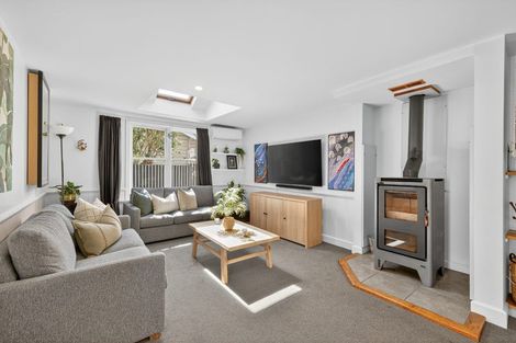 Photo of property in 380 Keyes Road, New Brighton, Christchurch, 8083
