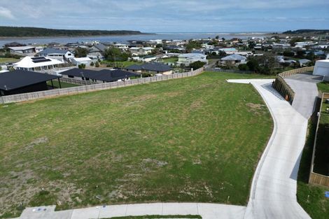 Photo of property in 1 Rangeview Rise, Foxton Beach, 4815