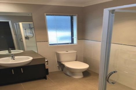 Photo of property in 10 Beros Place, Flat Bush, Auckland, 2016