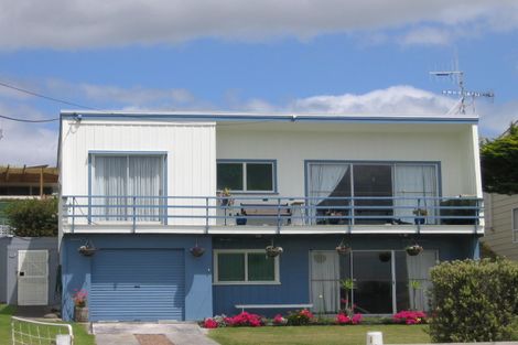 Photo of property in 184 Seaforth Road, Waihi Beach, 3611