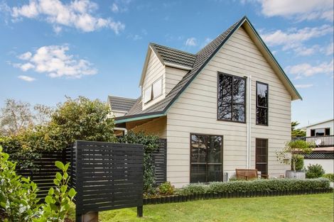 Photo of property in 17 Cedar Road, Te Awanga, 4102