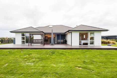 Photo of property in 61 Hartwell Drive, Kelvin Grove, Palmerston North, 4470