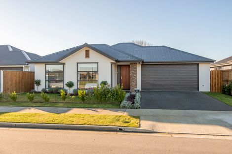 Photo of property in 16 Barnard Street, Kaiapoi, 7630