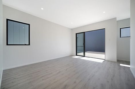 Photo of property in 161 Grove Road, Papakura, 2110