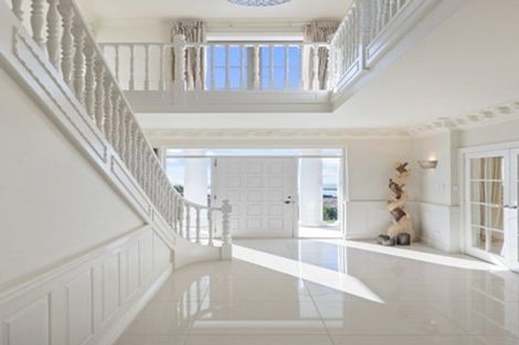 Photo of property in 70 Belleview Terrace, Mount Pleasant, Christchurch, 8081