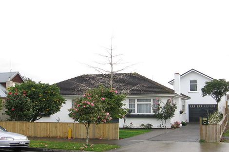 Photo of property in 2 Moana Street, Hokowhitu, Palmerston North, 4410