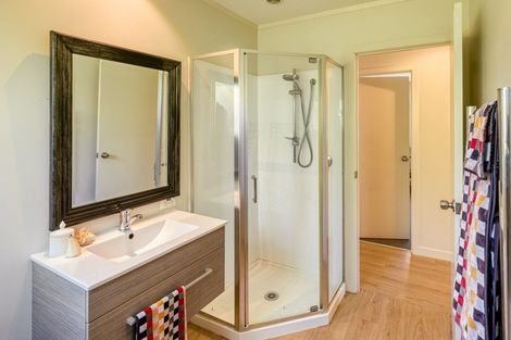 Photo of property in 11 Murray Way, Waimauku, 0812