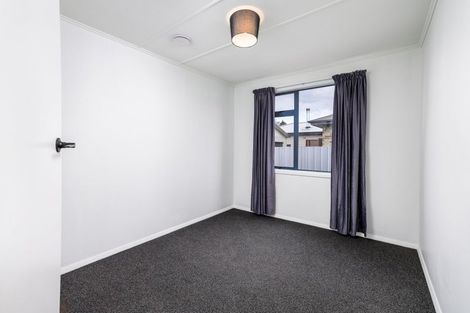 Photo of property in 1 Holmes Street, Waimate, 7924