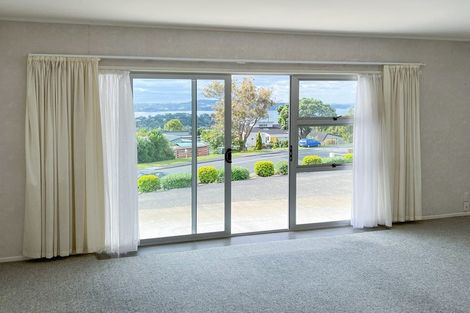 Photo of property in 76 Marellen Drive, Red Beach, 0932