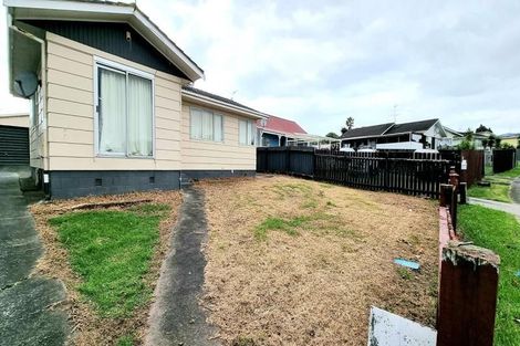 Photo of property in 64 Zelda Avenue, Clover Park, Auckland, 2023