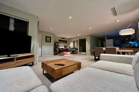 Photo of property in 1/7 The Promenade, Takapuna, Auckland, 0622