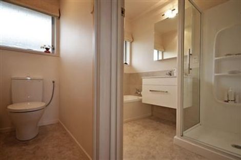 Photo of property in 1/21 Jaemont Avenue, Te Atatu South, Auckland, 0610