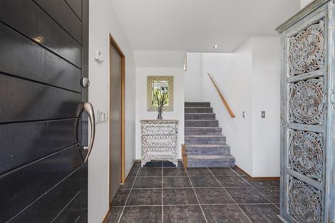 Photo of property in 2/55 Parr Terrace, Castor Bay, Auckland, 0620