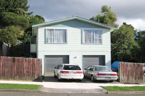 Photo of property in 51 Cardiff Crescent, Cannons Creek, Porirua, 5024