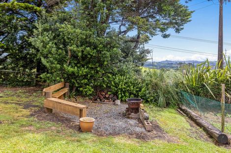 Photo of property in 433 Pah Hill Road, Wharehine, Wellsford, 0973