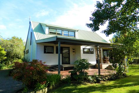 Photo of property in 8 Oripiro Road, Kerikeri, 0230