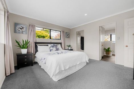 Photo of property in 39 Greenfield Drive, Western Heights, Hamilton, 3200