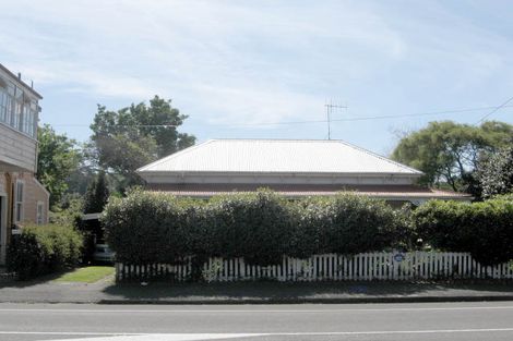 Photo of property in 18 Glasgow Street, Whanganui, 4500