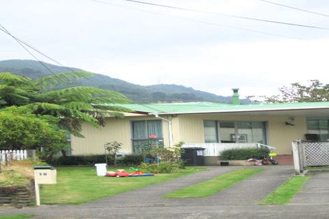 Photo of property in 18 Craig Grove, Elderslea, Upper Hutt, 5018