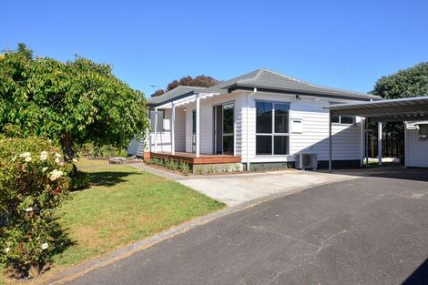 Photo of property in 23 Jasmine Avenue, Dinsdale, Hamilton, 3204