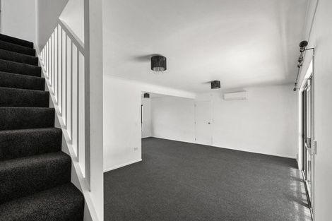 Photo of property in 21a Rimmington Drive, Hamilton Lake, Hamilton, 3204