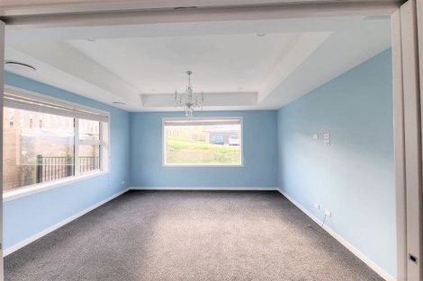 Photo of property in 12 Topsail Way, Whitby, Porirua, 5024