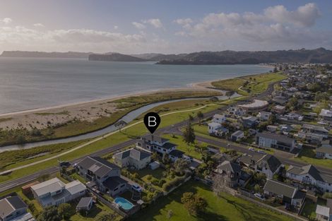 Photo of property in 77 Buffalo Beach Sh25 Road, Whitianga, 3510