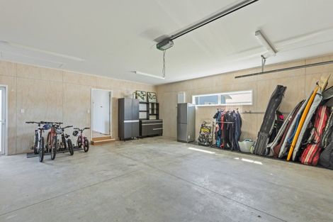 Photo of property in 12 Kowhai Street, Strandon, New Plymouth, 4312