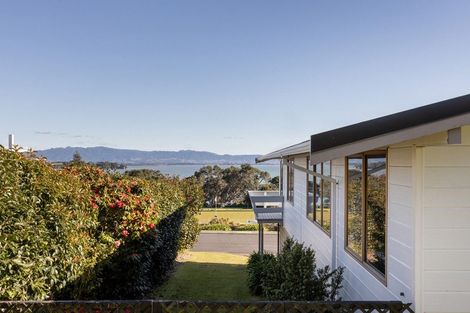 Photo of property in 15 Hamurana Road, Omokoroa, 3114