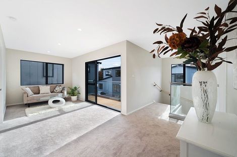 Photo of property in 86b Kervil Avenue, Te Atatu Peninsula, Auckland, 0610