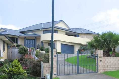 Photo of property in 5 Dorchester Place, Orewa, 0931