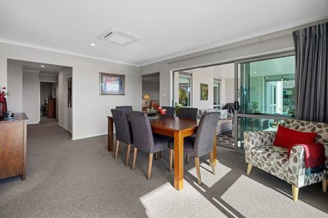 Photo of property in 6 Louise Drive, Ohauiti, Tauranga, 3112