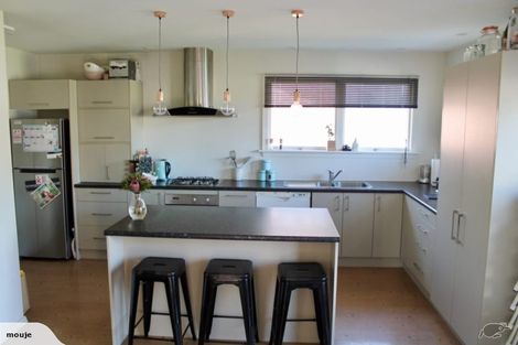 Photo of property in 80 Daniels Road, Redwood, Christchurch, 8051