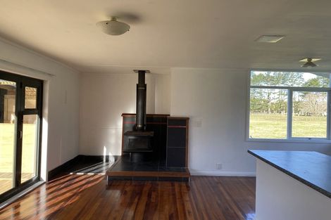 Photo of property in 98a Matua Road, Huapai, Kumeu, 0810