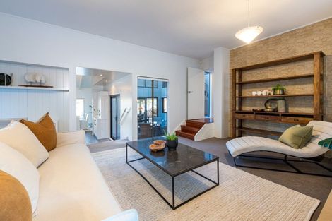 Photo of property in 35 Sylvan Park Avenue, Milford, Auckland, 0620