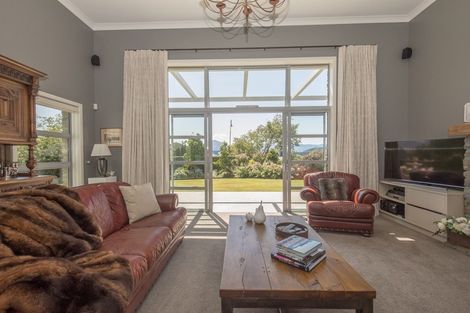 Photo of property in 2 Elderberry Crescent, Wanaka, 9305