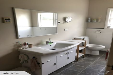 Photo of property in 17 Bauchop Road, Waterloo, Lower Hutt, 5011