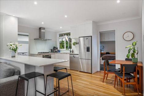 Photo of property in 17 Poto Street, Te Atatu South, Auckland, 0610